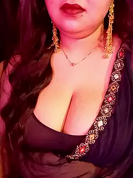 Snapshot of Suhanakhan00 chatting on 04-29-26, 10:41 Suhanakhan00 online show from 04-29-26, 10:41