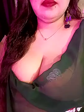 Snapshot of Suhanakhan00 chatting on 05-13-26, 10:56 Suhanakhan00 online show from 05-13-26, 10:56