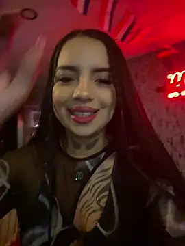 Snapshot of Alissfressa chatting on 07-02-26, 04:51 Alissfressa online show from 07-02-26, 04:51