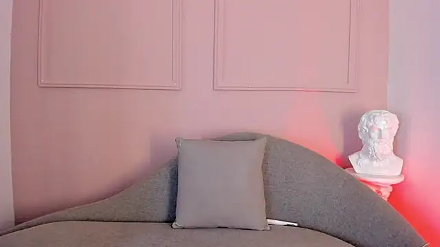 victoria milann online show from 11-29-25, 03:26