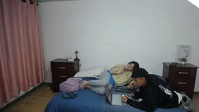 be sinners online show from 11-28-25, 04:37