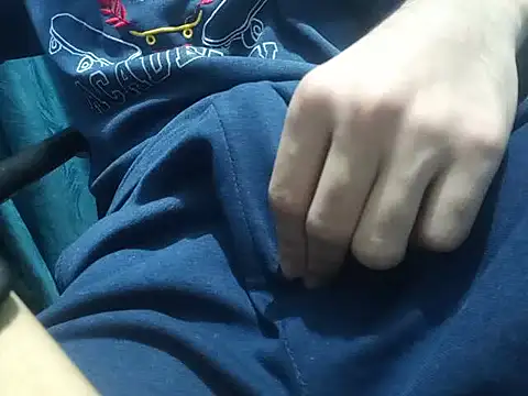 SALLY OMAR  online show from 04-12-26, 09:09