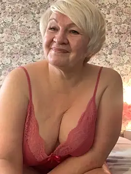 Laura Millf online show from 01-21-25, 08:19