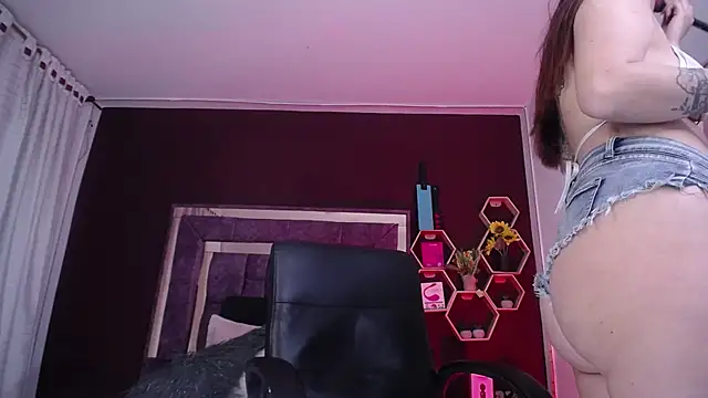 AnabelleGron online show from 11-06-25, 02:12