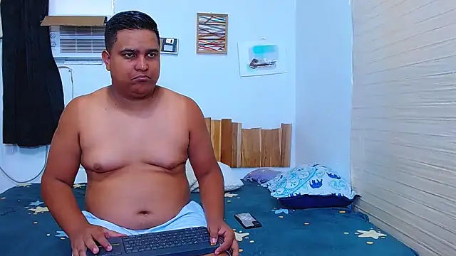 lucasandSofi online show from 10-10-25, 07:13