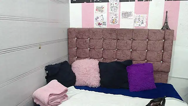 sara caplerx online show from 10-06-25, 02:03