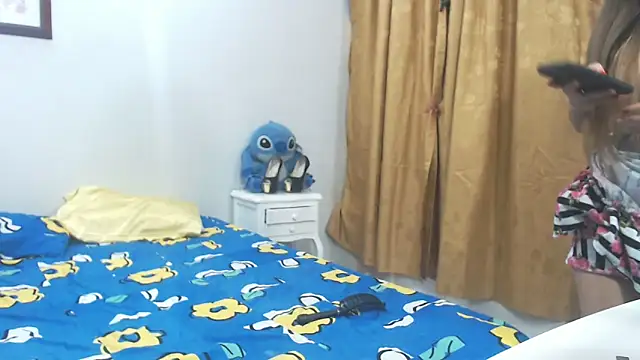 Snapshot of SaraStoneCute chatting on 06-14-26, 03:41 SaraStoneCute online show from 06-14-26, 03:41
