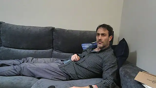 Snapshot of basquehotboy chatting on 12-03-24, 10:29 basquehotboy online show from 12-03-24, 10:29