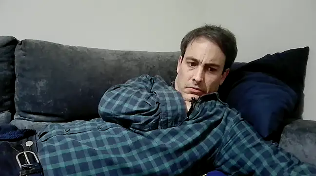 Snapshot of basquehotboy chatting on 12-21-24, 09:58 basquehotboy online show from 12-21-24, 09:58