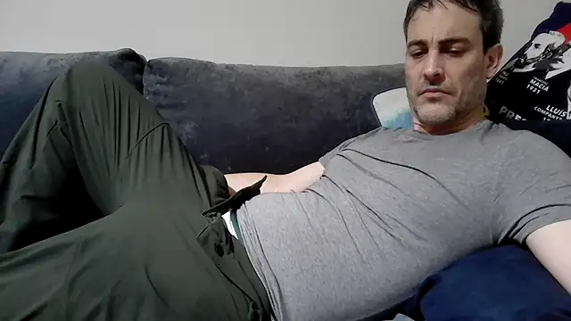 Snapshot of basquehotboy chatting on 02-07-25, 05:18 basquehotboy online show from 02-07-25, 05:18