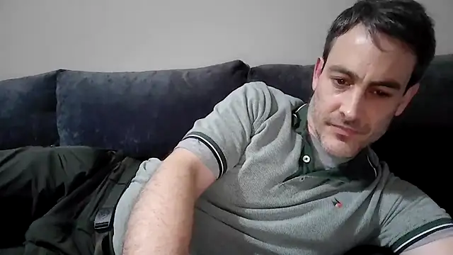 Snapshot of basquehotboy chatting on 02-12-25, 10:48 basquehotboy online show from 02-12-25, 10:48