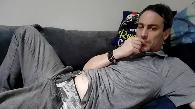 Snapshot of basquehotboy chatting on 02-24-25, 09:52 basquehotboy online show from 02-24-25, 09:52