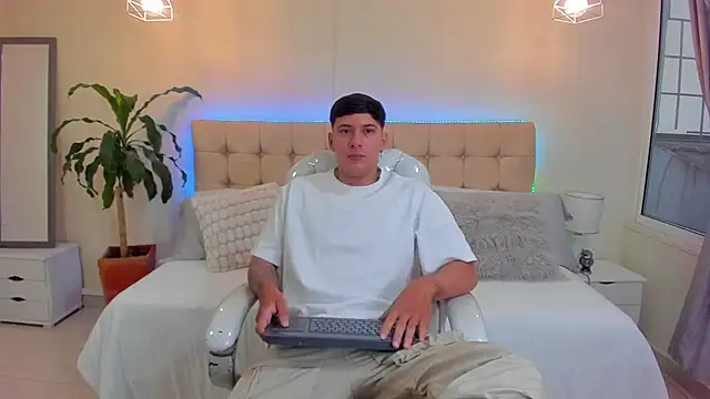 Damian23   online show from 01-15-25, 12:25