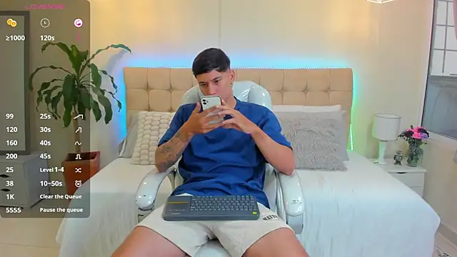 Damian23   online show from 01-17-25, 12:21