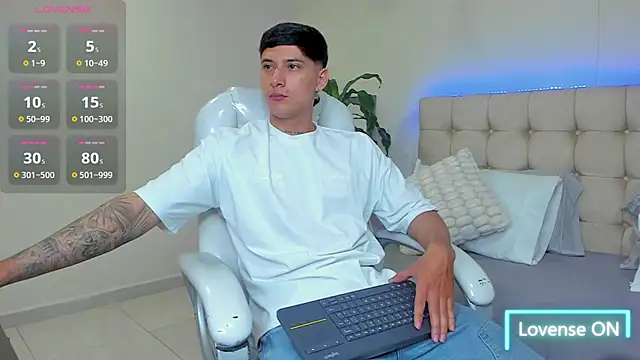 Damian23   online show from 02-02-25, 01:08