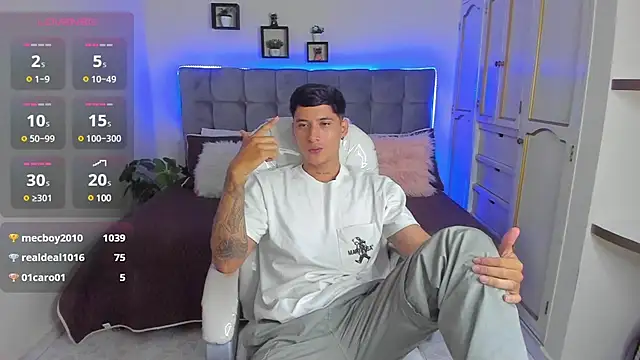 Damian23   online show from 02-08-25, 12:39