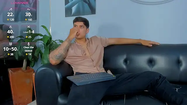 Damian23   online show from 02-17-25, 02:04