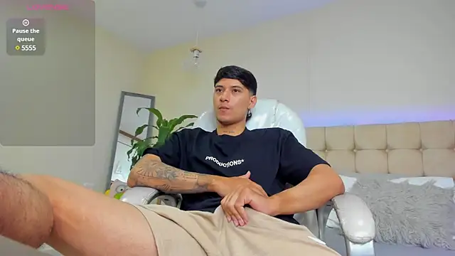 Damian23   online show from 02-28-25, 12:31