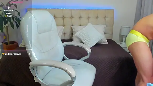 Damian23   online show from 03-19-25, 03:29