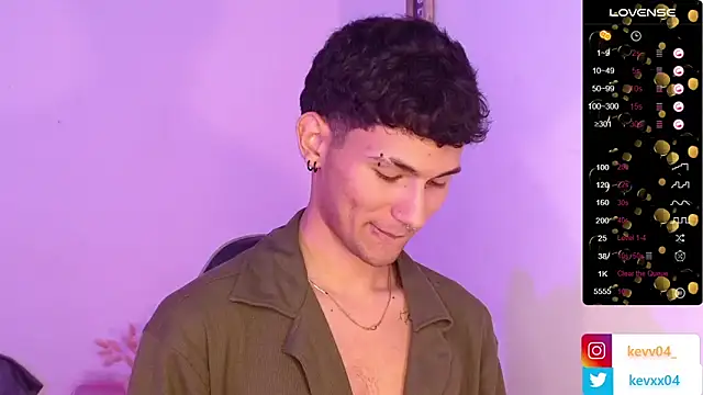 Snapshot of Alexx_tc chatting on 10-31-25, 06:25 Alexx tc online show from 10-31-25, 06:25