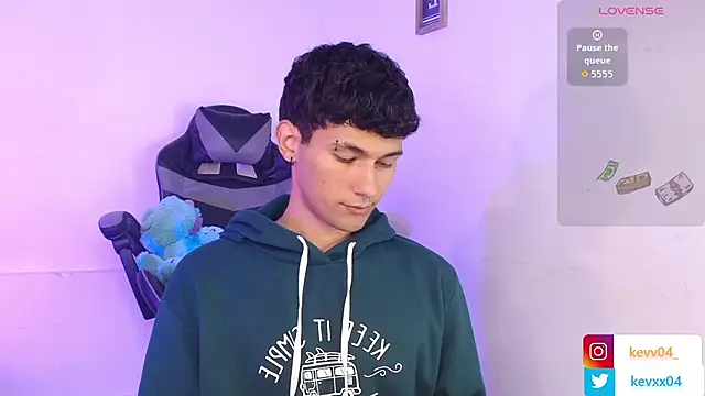 Snapshot of Alexx_tc chatting on 11-24-25, 03:06 Alexx tc online show from 11-24-25, 03:06