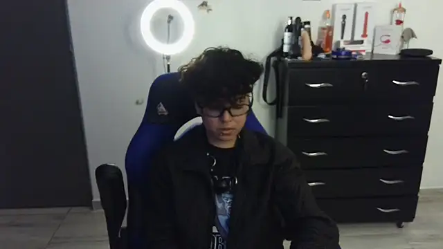 thomascooper7 online show from 01-31-25, 01:22