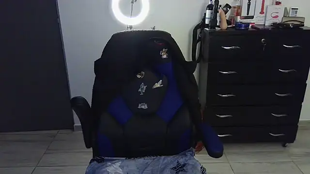 thomascooper7 online show from 02-06-25, 01:16