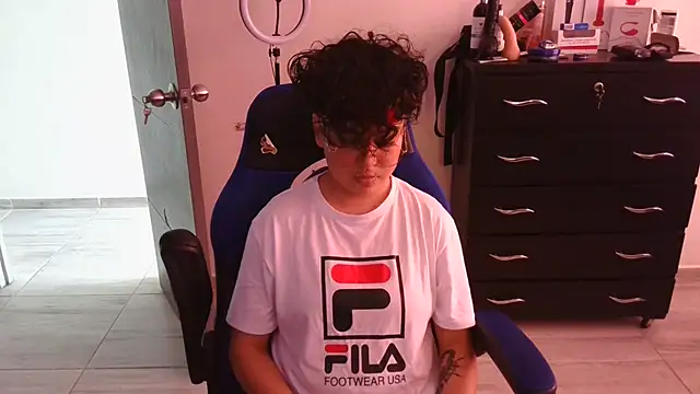 thomascooper7 online show from 02-10-25, 08:53