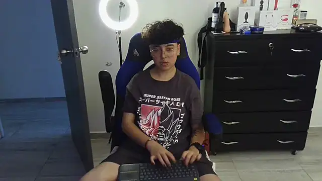 thomascooper7 online show from 03-07-25, 10:43