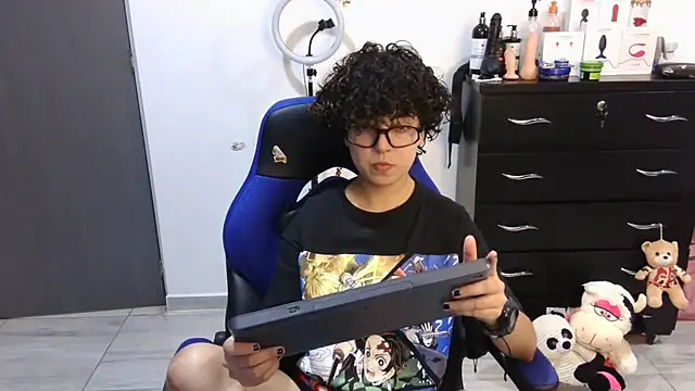 thomascooper7 online show from 09-11-25, 07:25