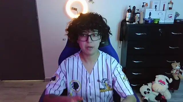 thomascooper7 online show from 10-12-25, 06:29