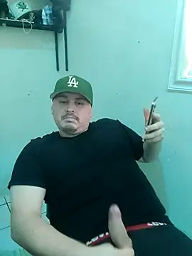 Snapshot of RodeMud chatting on 02-19-26, 11:23 RodeMud online show from 02-19-26, 11:23