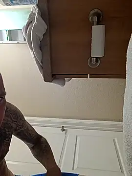 Snapshot of huego79 chatting on 09-30-25, 02:38 huego79 online show from 09-30-25, 02:38