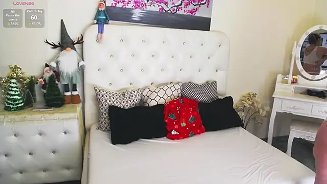 Ysabell01 online show from 01-10-26, 05:20