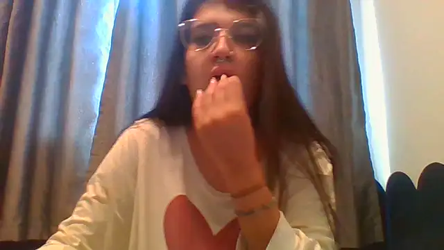 Snapshot of isa_ofc2024 chatting on 06-15-26, 01:35 isa ofc2024 online show from 06-15-26, 01:35