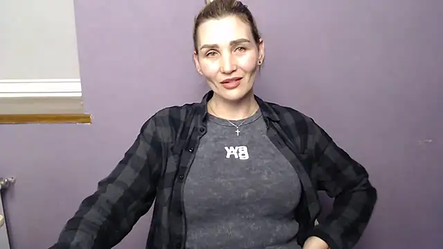  sexy lady online show from 11-06-25, 01:56