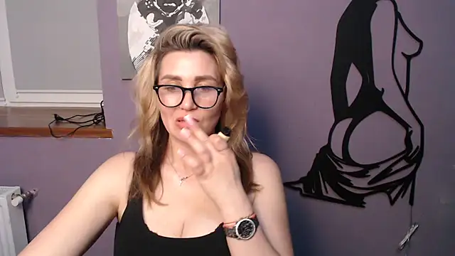  sexy lady online show from 06-24-26, 12:37