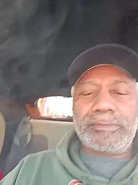 Snapshot of yasohw chatting on 01-25-25, 01:41 yasohw online show from 01-25-25, 01:41