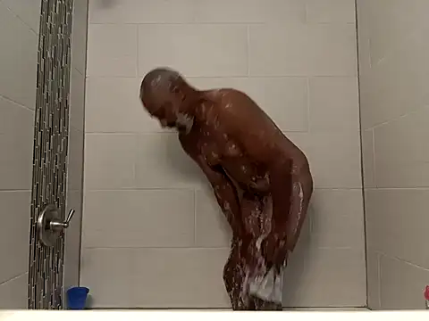 Snapshot of yasohw chatting on 09-27-25, 12:10 yasohw online show from 09-27-25, 12:10