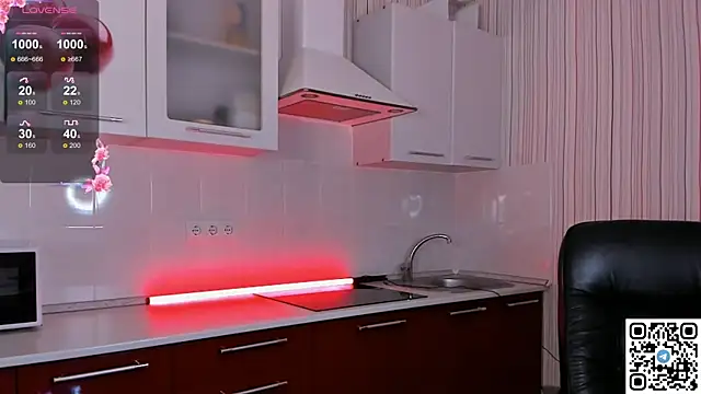 LivyyBossom online show from 12-17-24, 05:58