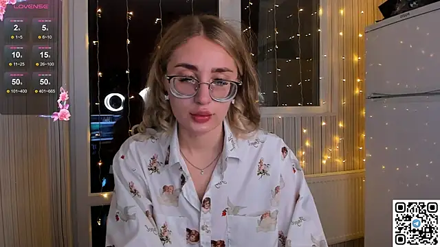 LivyyBossom online show from 01-07-25, 08:31