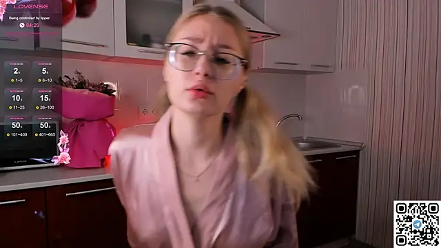 LivyyBossom online show from 02-01-25, 06:08