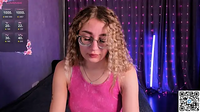 LivyyBossom online show from 02-16-25, 05:37