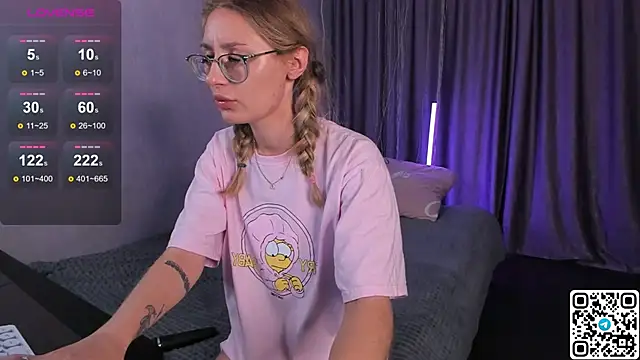 LivyyBossom online show from 09-09-25, 05:01