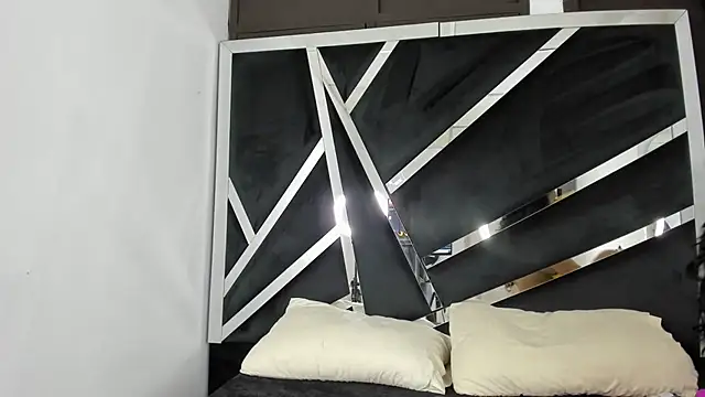 Sofia-candyht online show from 03-19-25, 09:05