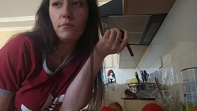 AlejandraDelaney online show from 10-31-25, 12:06