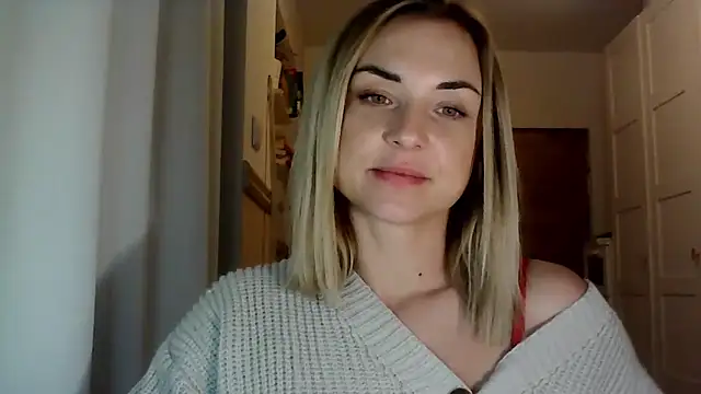 Snapshot of ashley_xlove chatting on 12-16-24, 02:38 ashley xlove online show from 12-16-24, 02:38