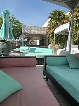 Snapshot of miamiworld chatting on 05-11-26, 09:23 miamiworld online show from 05-11-26, 09:23