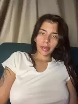 Snapshot of adop_me__ chatting on 01-17-26, 03:55 adop me online show from 01-17-26, 03:55