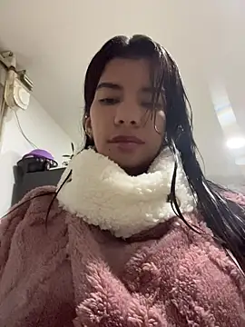 Snapshot of adop_me__ chatting on 02-01-26, 11:20 adop me online show from 02-01-26, 11:20